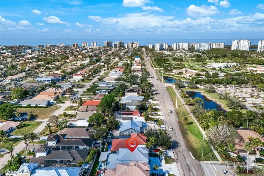 646 111th Avenue N, Naples, FL 34108 - Image #2