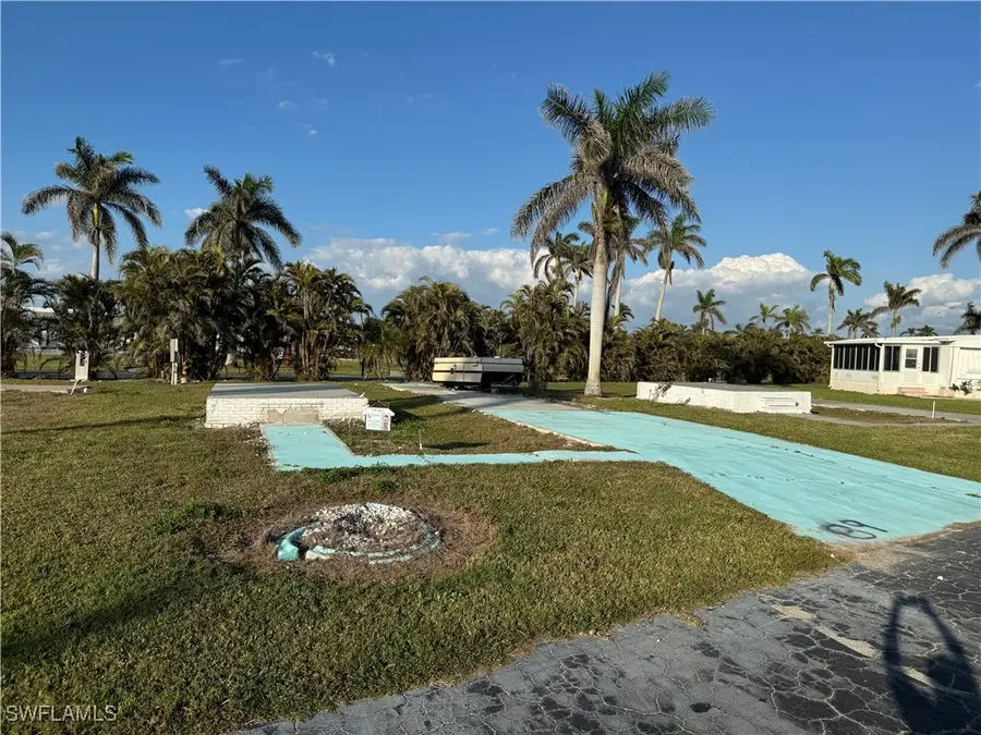 89 Sycamore Lane, Fort Myers, FL 33908 - Image #2