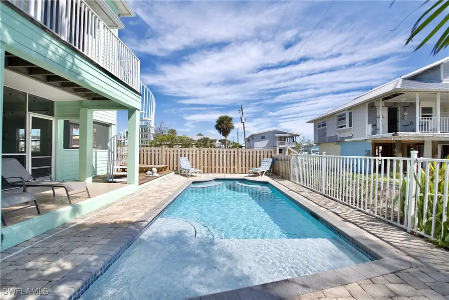 104 Washington Avenue, Fort Myers Beach, FL 33931 - Image #3