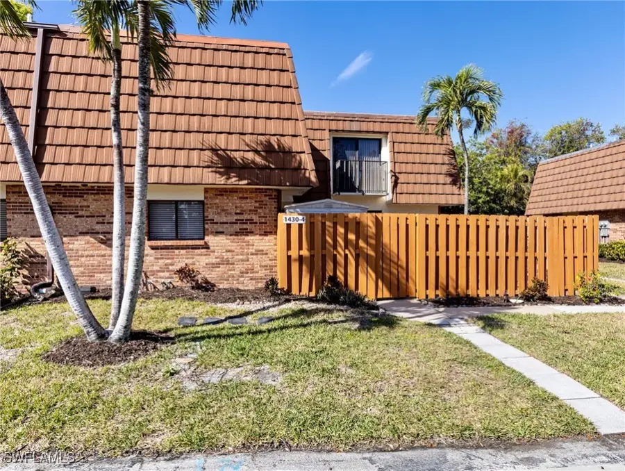 1430 Park Shore Circle #4, Fort Myers, FL 33901 - Image #2