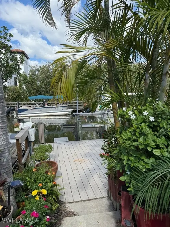 1575 Curlew Avenue W #1, Naples, FL 34102 - Image #2