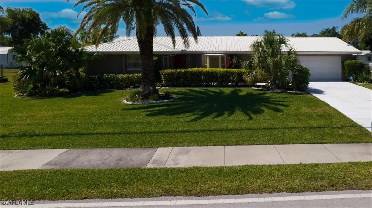 3724 Country Club Boulevard, Cape Coral, FL 33904 - Image #1