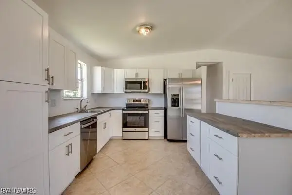 315 SE 22nd Terrace, Cape Coral, FL 33990 - #3