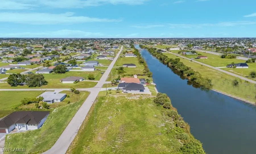 428 NW 9th Street, Cape Coral, FL 33993 - Image #2
