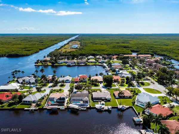 111 Morning Star Cay, Naples, FL 34114