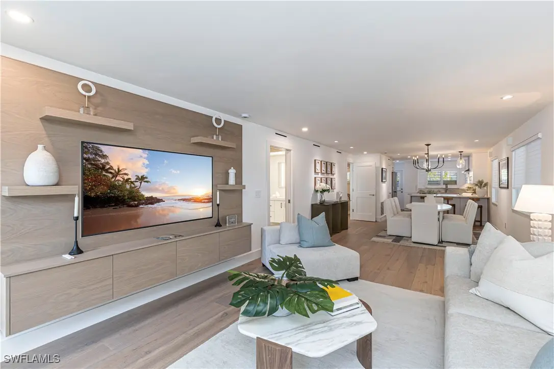 320 14th Avenue S #320E, Naples, FL 34102 - Image #1