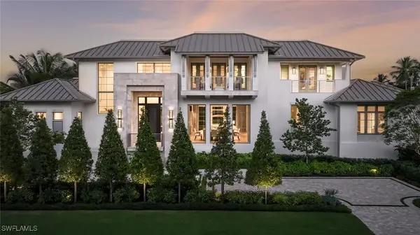 2075 Gordon Drive E, Naples, FL 34102