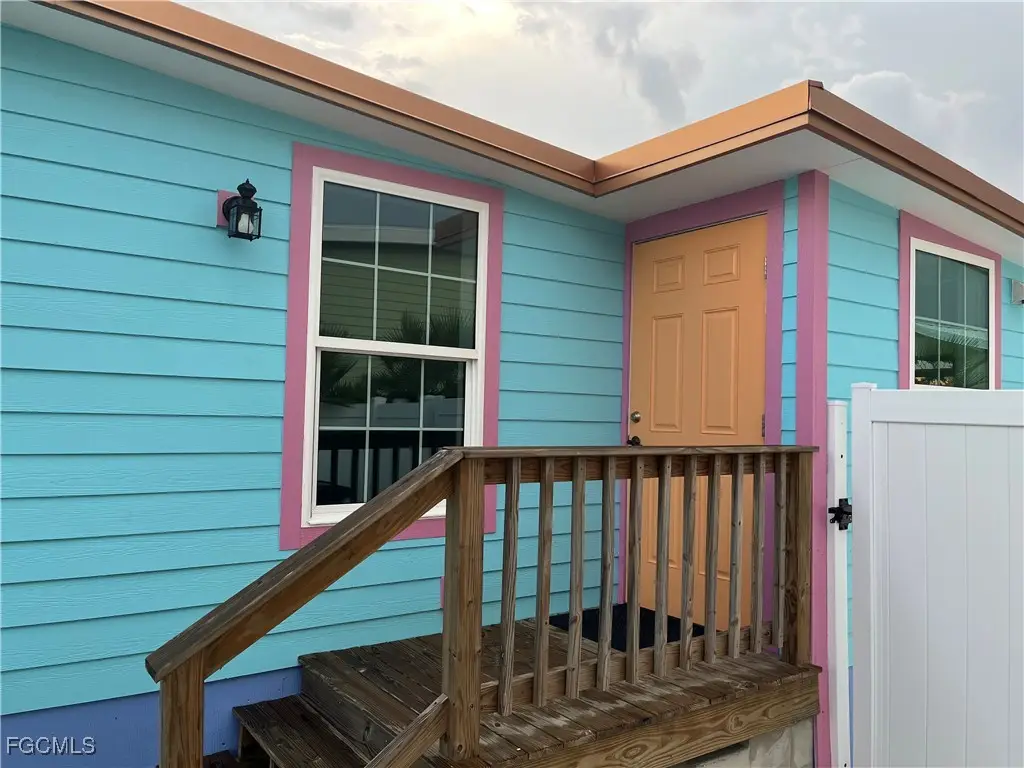 4874 Pine Island Road Nw, Matlacha, FL 33993 - Image #1