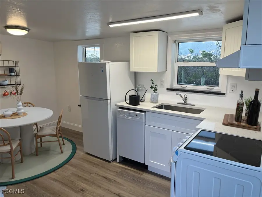 4874 Pine Island Road Nw, Matlacha, FL 33993 - Image #3