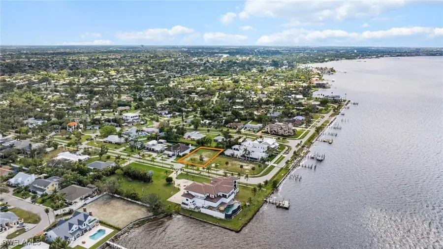 1212 Twin Palm Drive, Fort Myers, FL 33919 - Image #3