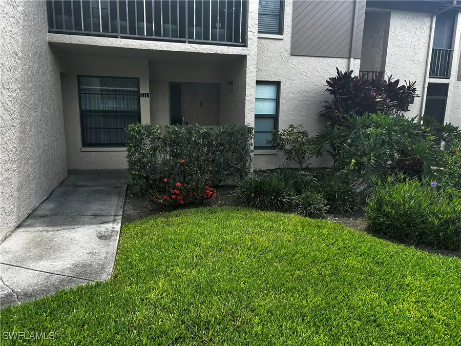 960 Palm View Drive #111, Naples, FL 34110 - Image #2