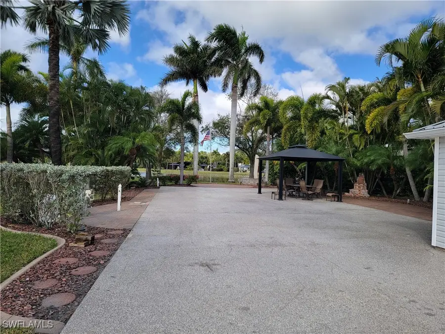 10241 Surfwood Court, Fort Myers, FL 33905 - Image #3