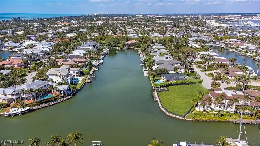 2020 5th Street S, Naples, FL 34102 - #3