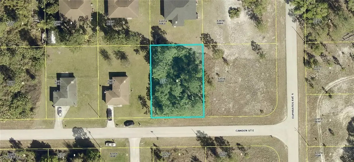 1039 Camden Street E, Lehigh Acres, FL 33974 - #1