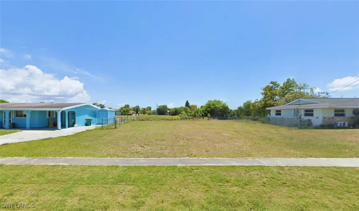 21427 Gladis Avenue, Port Charlotte, FL 33952 - Image #1