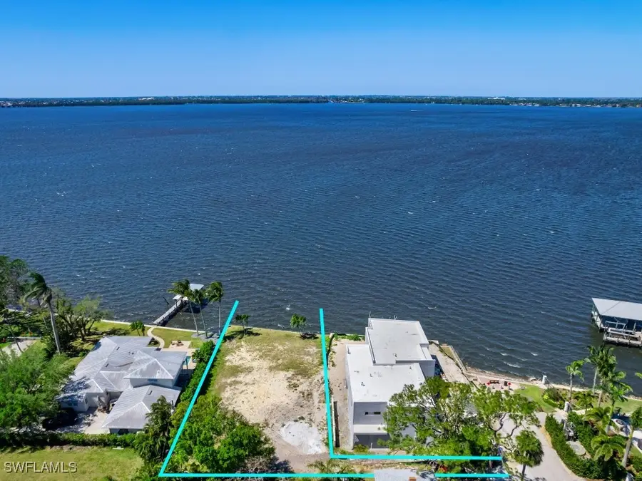 1204 Alhambra Drive, Fort Myers, FL 33901 - Image #2