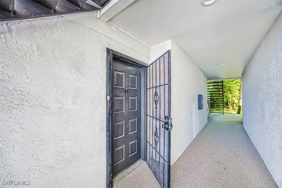 14820 Summerlin Woods Drive #1, Fort Myers, FL 33919 - Image #3