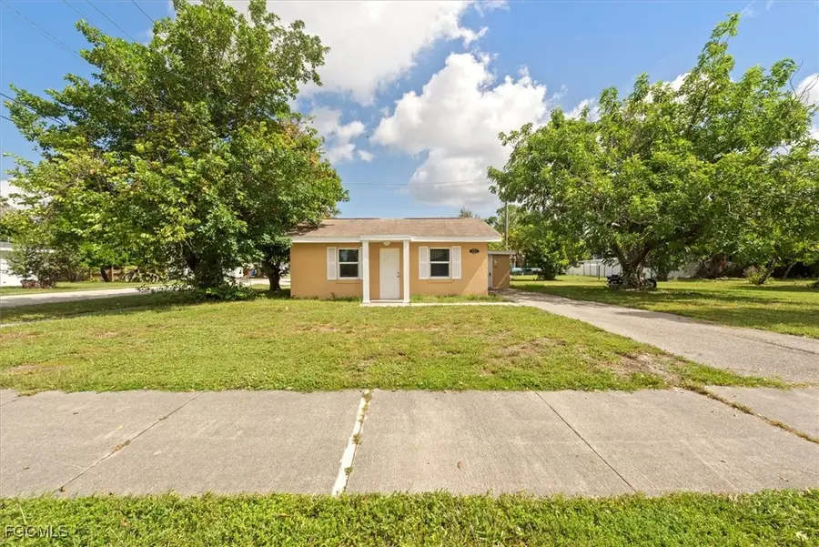 1905 Oakley Avenue #A and B, Fort Myers, FL 33901 - Image #2
