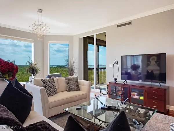 5051 Pelican Colony Boulevard #301, Bonita Springs, FL 34134-6903