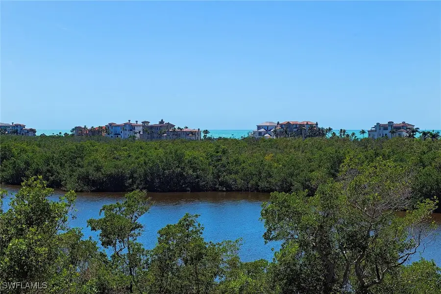 8990 Bay Colony Drive #403, Naples, FL 34108 - Image #3