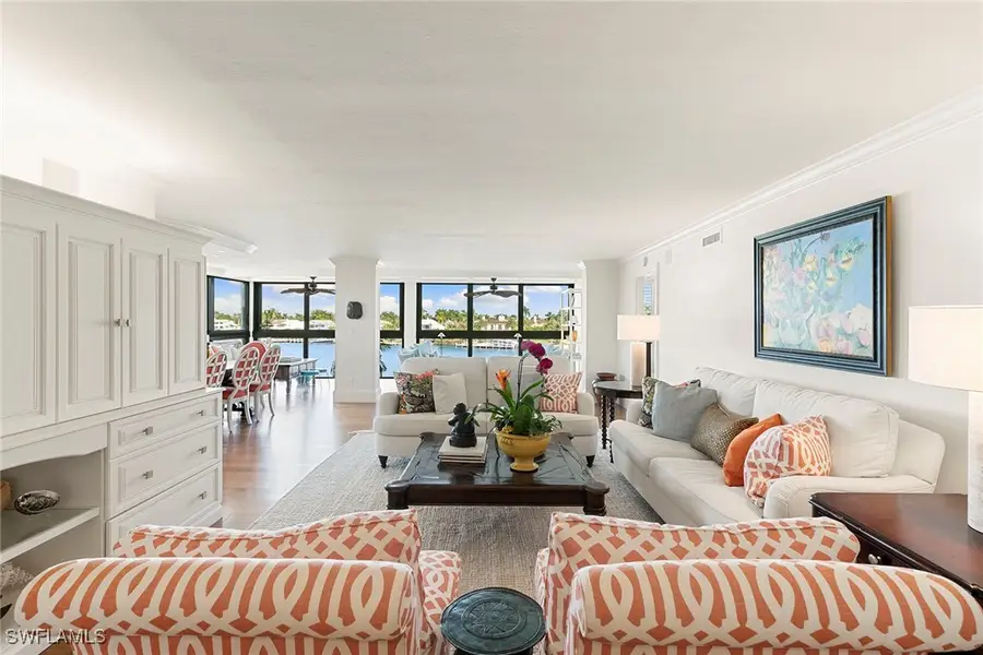 2400 Gulf Shore Boulevard N #305, Naples, FL 34103 - Image #2