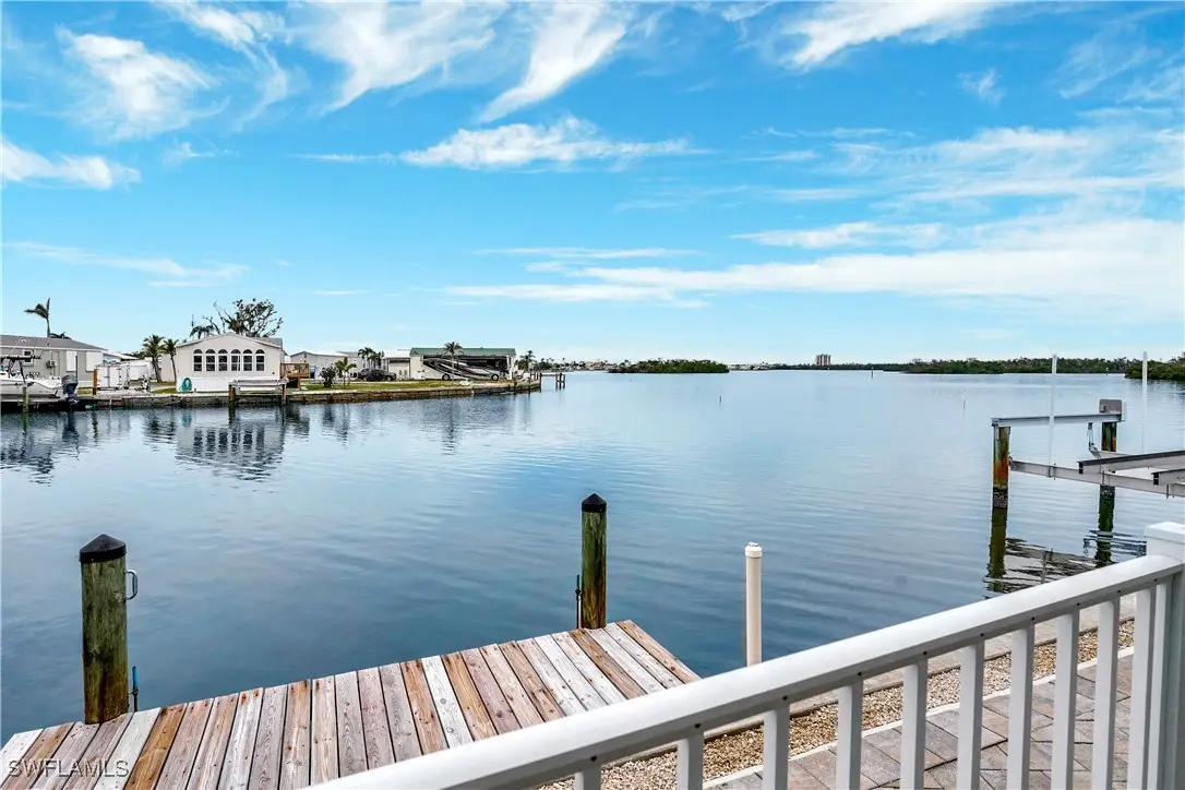 83 Blackbeard Way, Fort Myers Beach, FL 33931 - Image #1