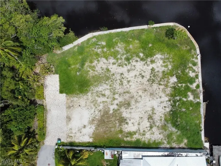 1550 13th Avenue N, Naples, FL 34102 - #2