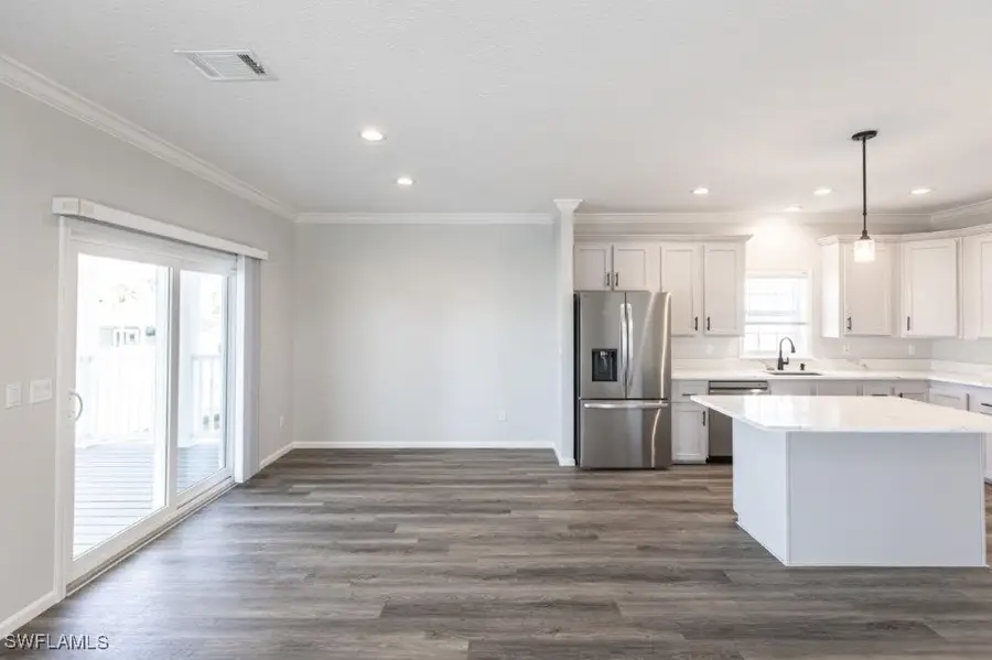 11300 Cypress Lane, Fort Myers Beach, FL 33931 - Image #3