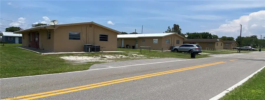 599 Avenue R Sw, Moore Haven, FL 33471 - Image #2