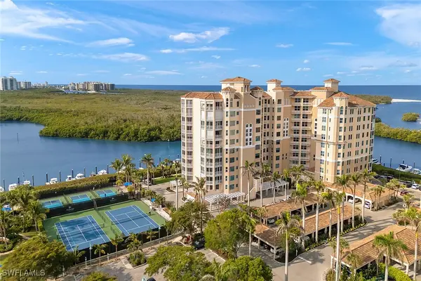 425 Dockside Drive #703, Naples, FL 34110
