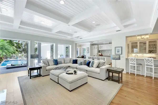 455 13th Avenue S, Naples, FL 34102