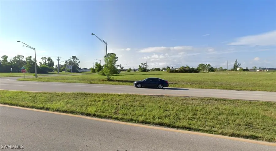 1604 Diplomat Parkway W, Cape Coral, FL 33993 - Image #2