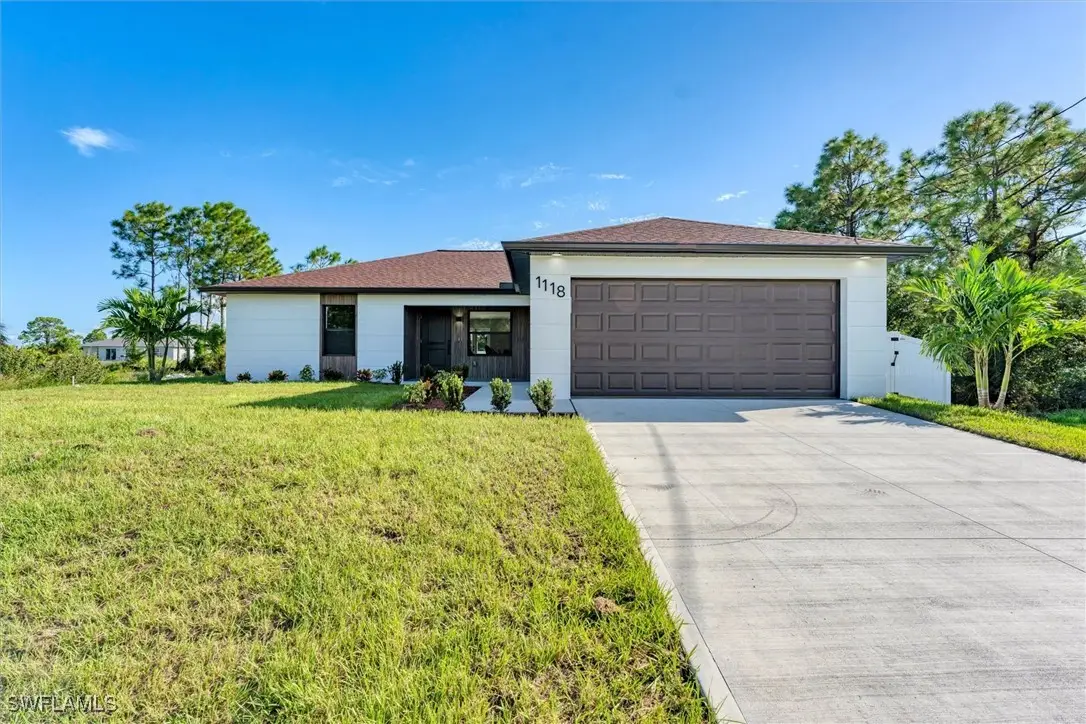 1118 Fontana Street E, Lehigh Acres, FL 33974 - #1