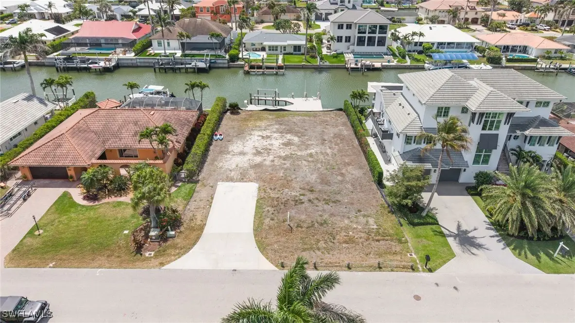 376 Heron Avenue, Naples, FL 34108 - Image #1