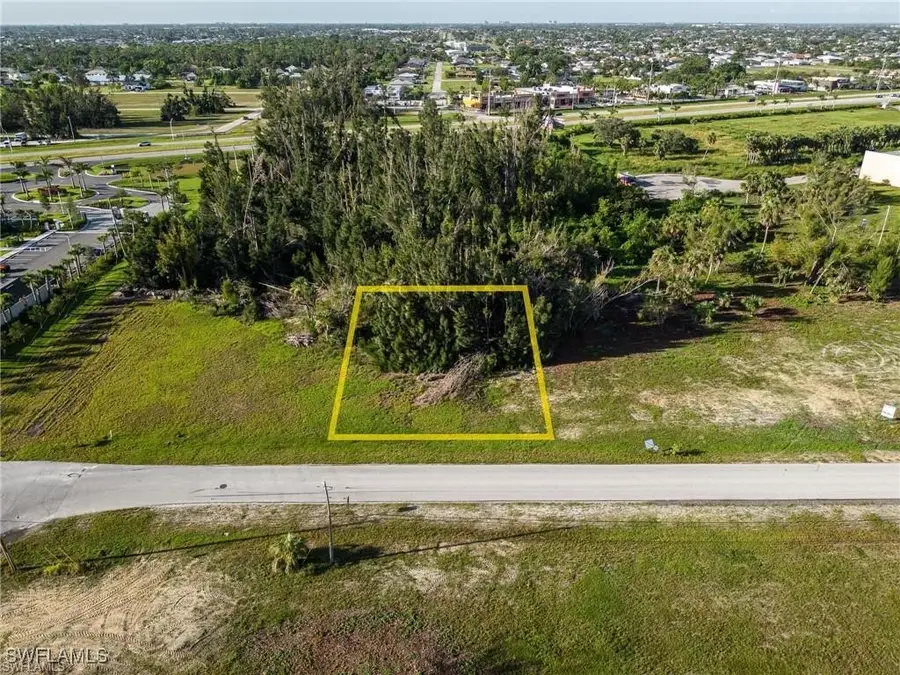 804 SW 2nd Terrace, Cape Coral, FL 33991 - #3