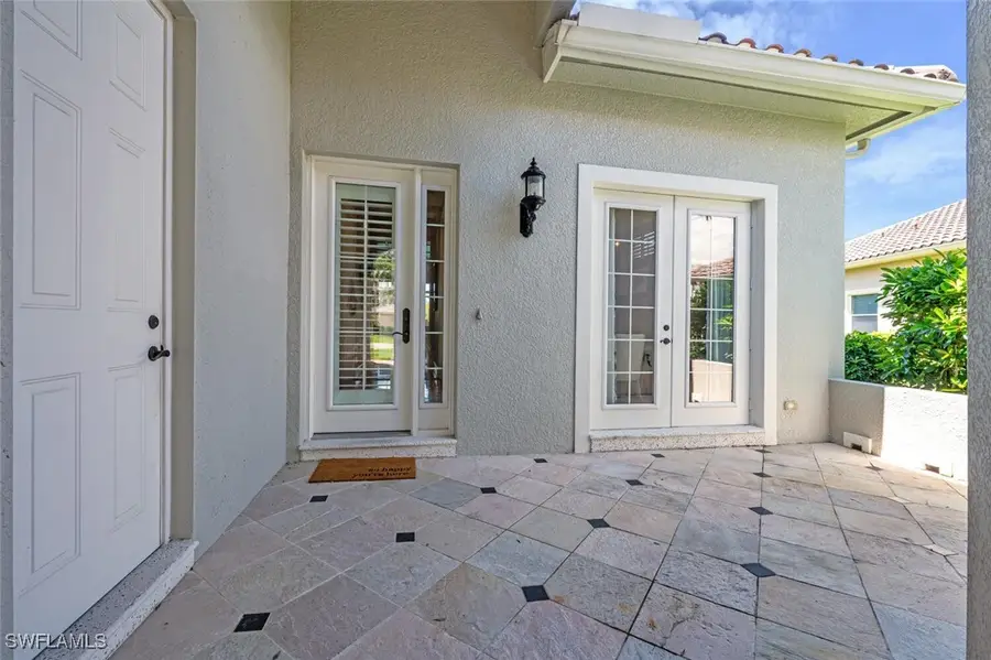 3086 Aviamar Circle, Naples, FL 34114 - Image #2