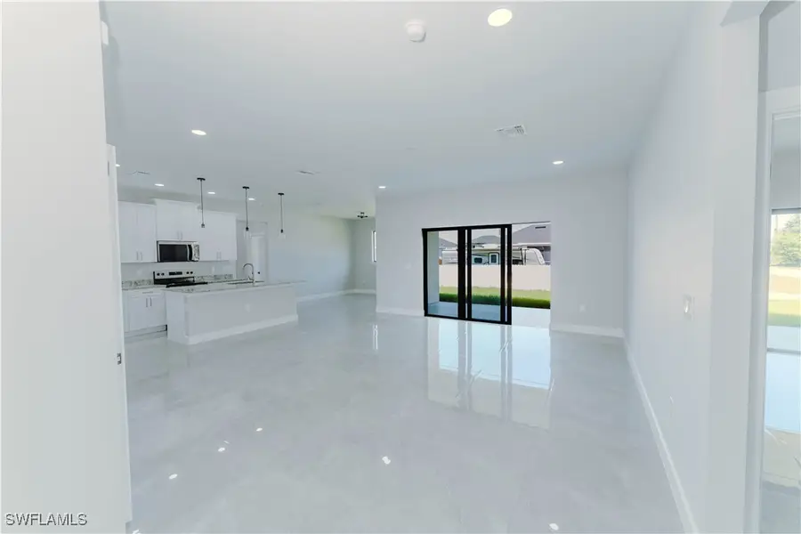 4705 Diane Avenue S, Lehigh Acres, FL 33976 - Image #3