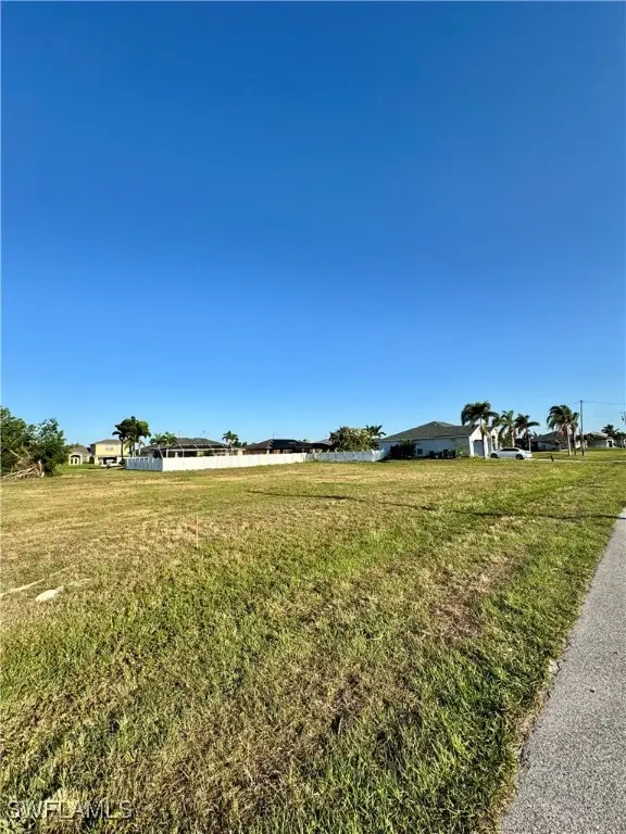 2519 SW 24th Avenue, Cape Coral, FL 33914 - Image #2