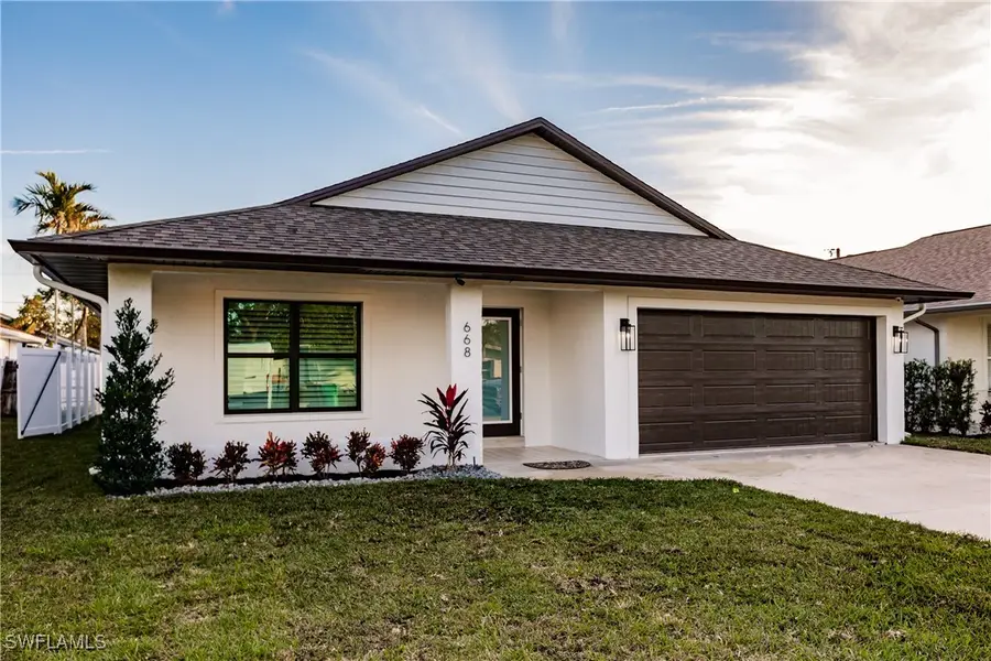 668 104th Avenue N, Naples, FL 34108 - Image #3