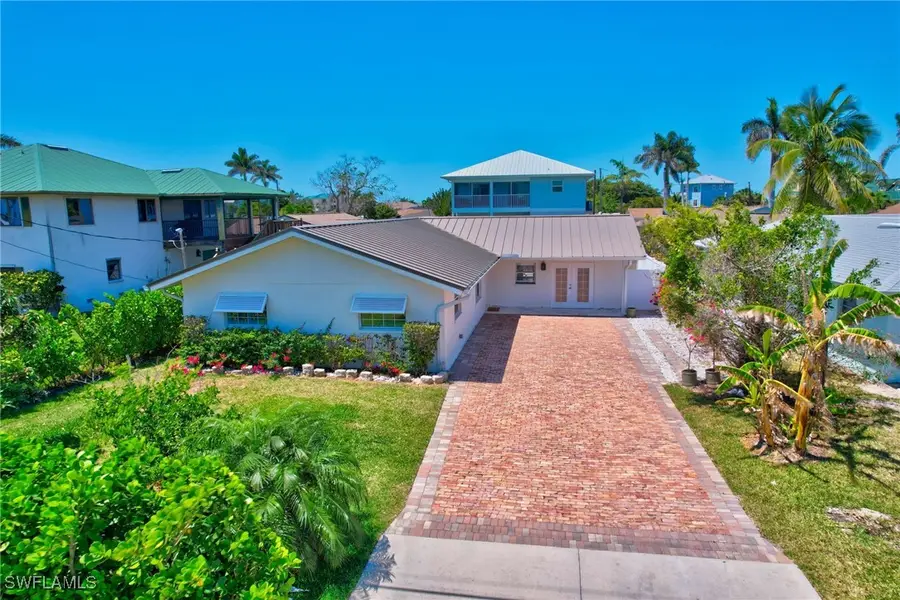 112 Capri Boulevard, Naples, FL 34113 - Image #2