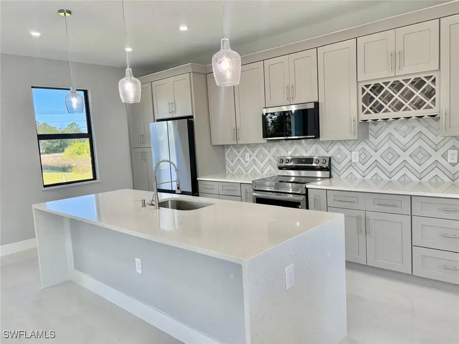 3711 7th Street Sw, Lehigh Acres, FL 33976 - Image #2