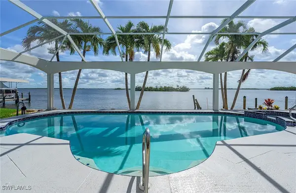 13 Bayview Boulevard, Fort Myers Beach, FL 33931