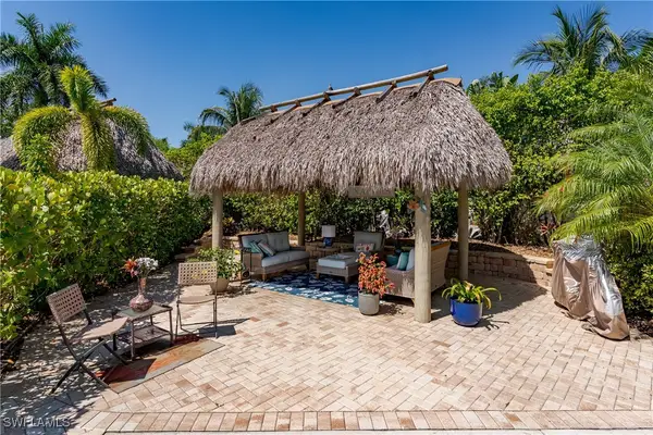 13572 Snook Circle, Naples, FL 34114