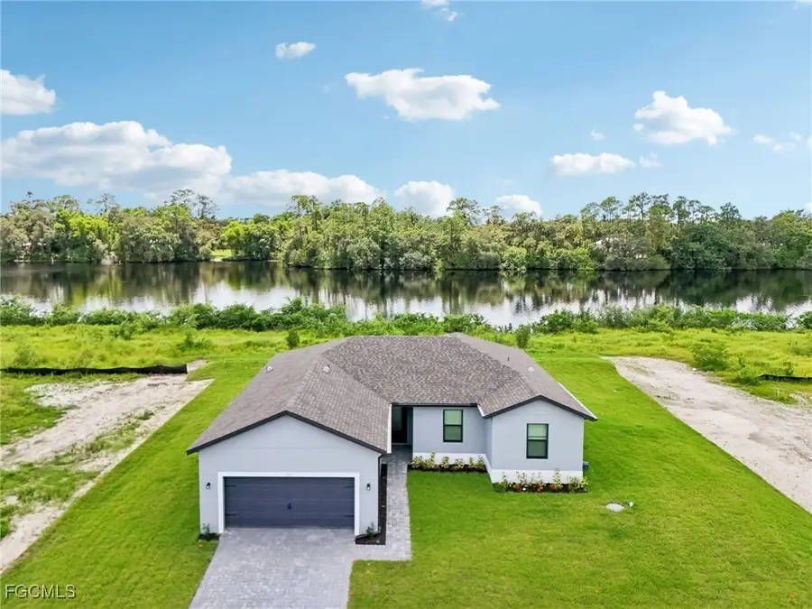 923 Admiral Bull Halsey Avenue, Labelle, FL 33935 - Image #3