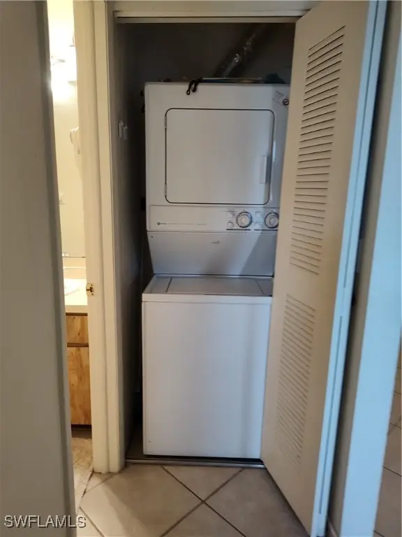 9351 Lennex Lane, Fort Myers, FL 33919 - Image #2