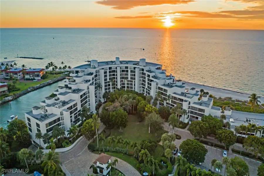 2310 Gulf Shore Boulevard N #112, Naples, FL 34103 - Image #3