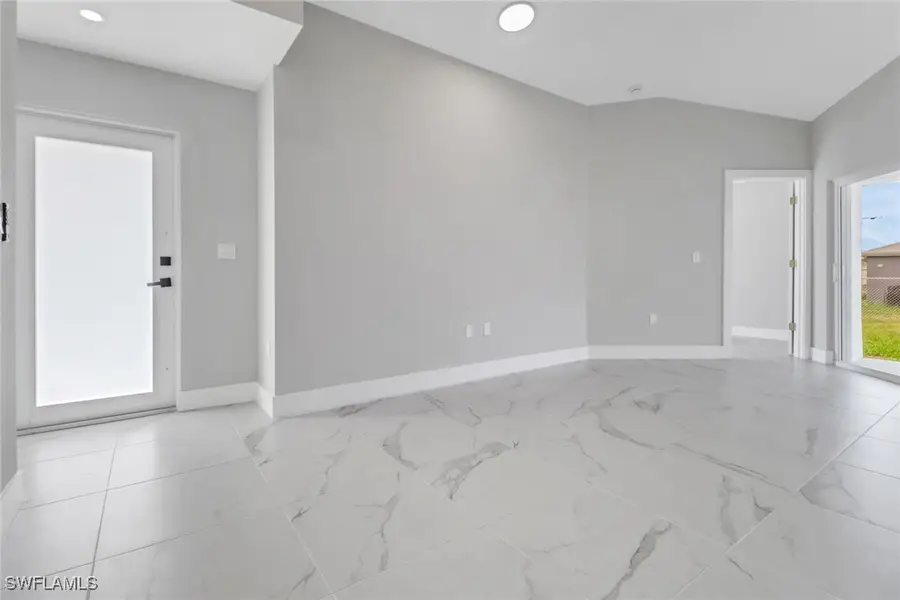 912-914 Ainsworth Street W, Lehigh Acres, FL 33974 - Image #2