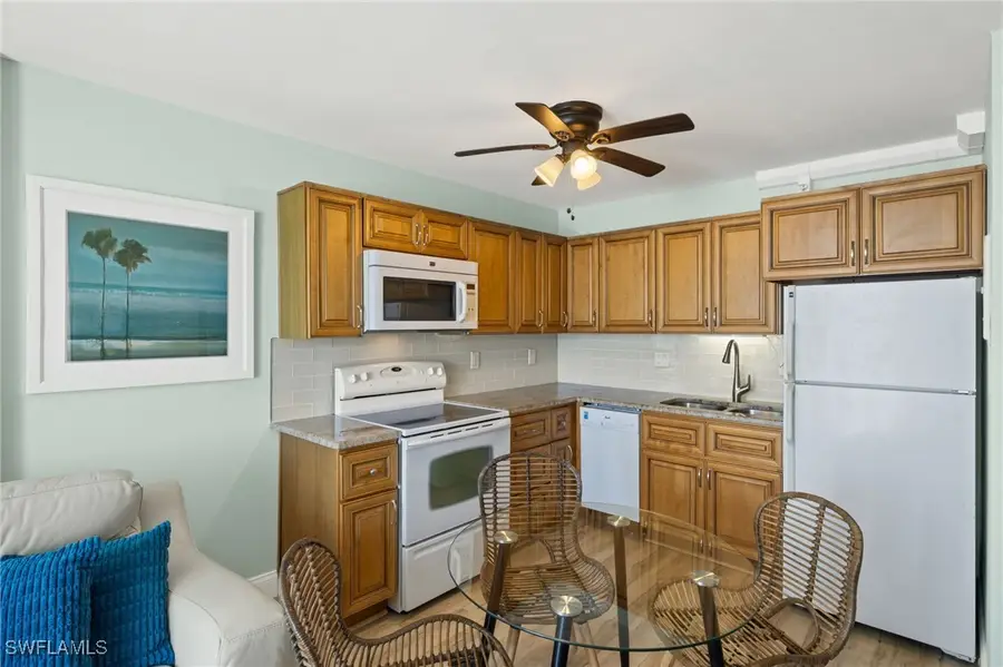 7300 Estero Boulevard #907, Fort Myers Beach, FL 33931 - Image #3