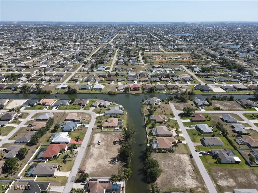 2712 SW 2nd Place, Cape Coral, FL 33914 - Image #2