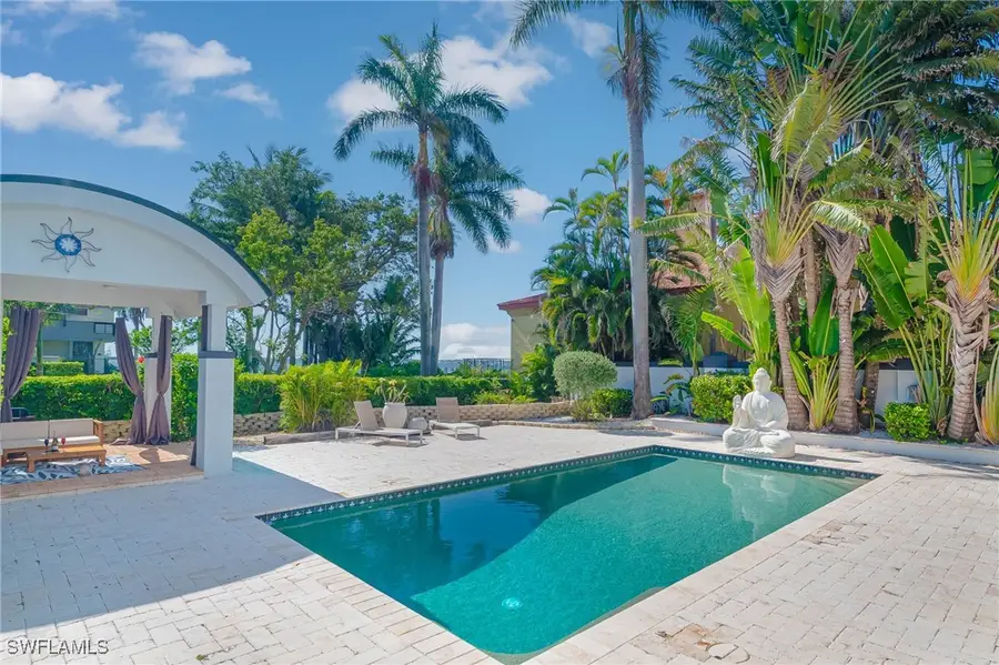 1205 Caloosa Drive, Fort Myers, FL 33901 - Image #2